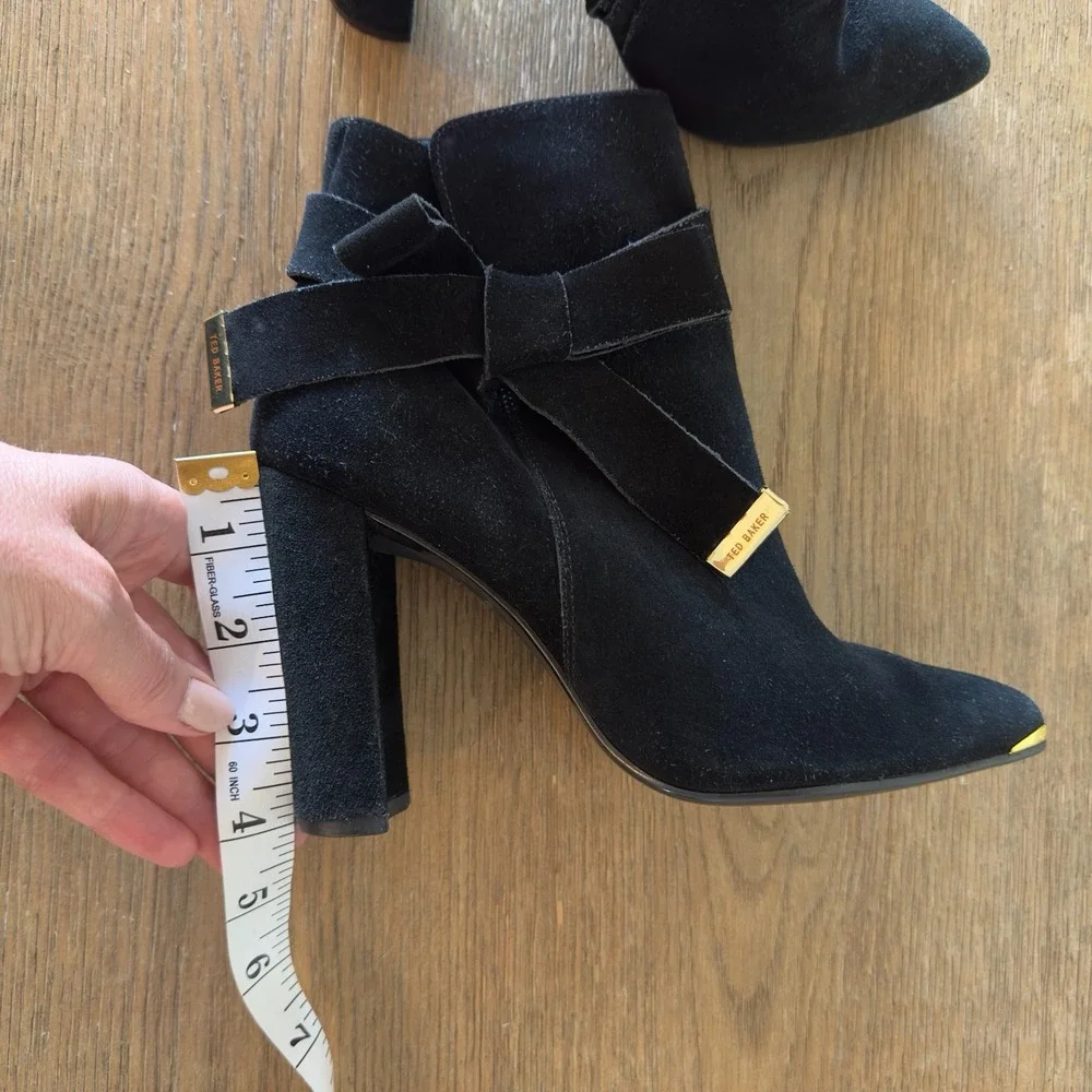 Ted Baker Sailly Suede Leather Black & Gold Ankle Boots-Bow Detail-Size US‎ 6